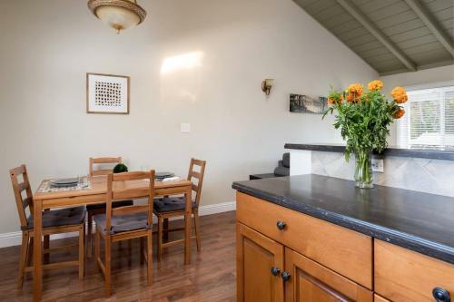 Apartamento Spacious, Soaring Ceilings, Near Downtown Mv, Goog