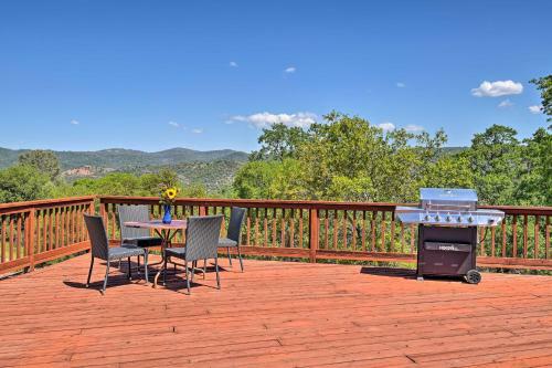 Stunning Treetop Villa - 1 Mi To Mariposa!