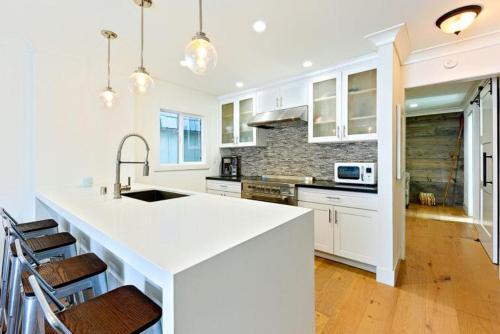 Nb-312a - Newport Beach Chic