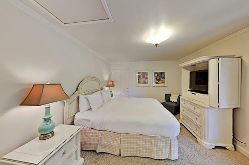Apartamento Sleek Condo Within Silverado Community - Pool, Dining Condo