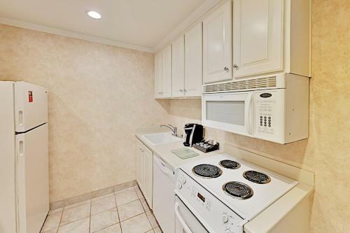 Apartamento Roomy Silverado Condo - Pool & On-site Dining Condo
