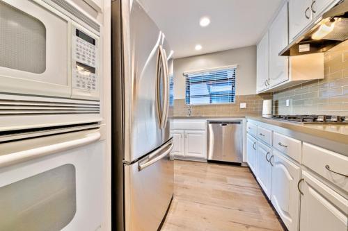 Nb-3010b - Perfect Newport Beach Location II