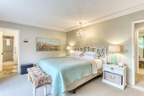 Viewcrest Retro Country Home