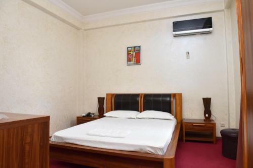 Antika Hotel