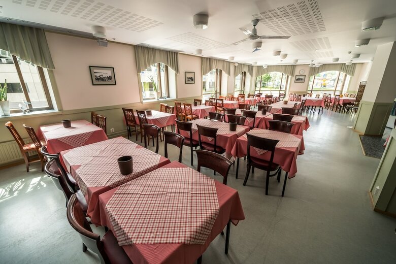 Summer Hotel Tott
