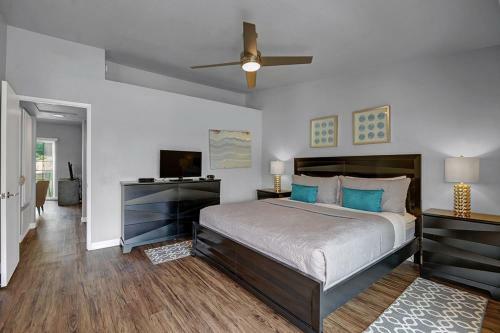 Mesquite Golf Condos By Oranj Palm