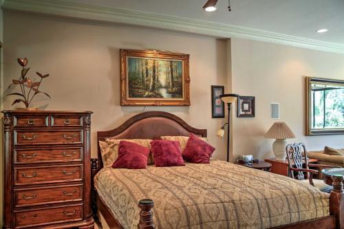 Desert Oasis On Golf Course With Private Pool And Spa!