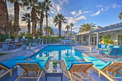 Stunning Palm Springs Escape With Epic Outdoor Oasis