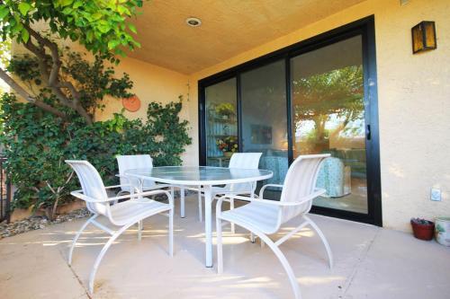 Midtown Mountain View Villa