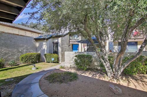 Luxe Resort Getaway - 8 Miles To Shops On El Paseo