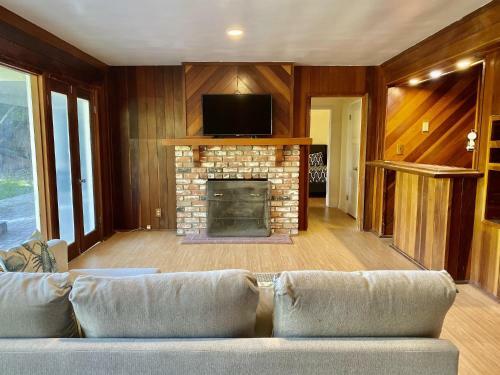 Amazing Location Blocks From Lunada Bay - 4 Br 3 Ba Sleeps 8-10