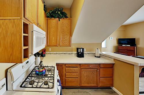 Apartamento Downtown Retreat - Patio With Grill - Walk Beach Duplex