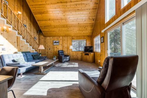 All View Pines