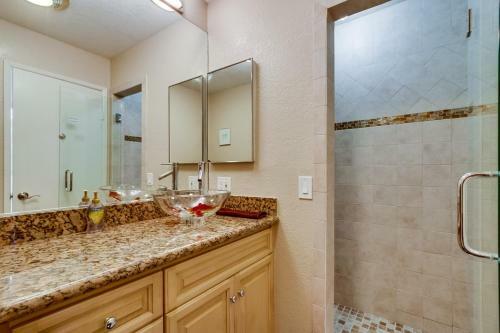 2 Sidexside Townhomes, 4 Patios, Ac, Multi Level