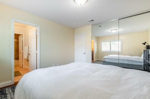 Luxurious Home Only 1 Mile From Del Mar Beach Home