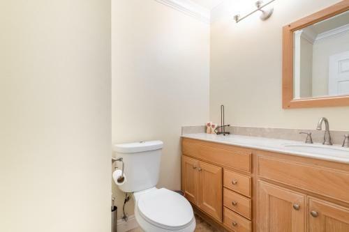 Luxurious Home Only 1 Mile From Del Mar Beach Home