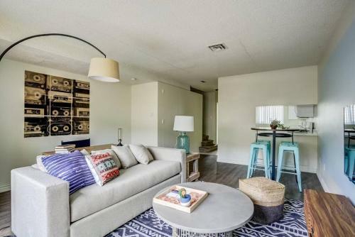 Wanderjaunt - Sebastian - 2br - Point Loma