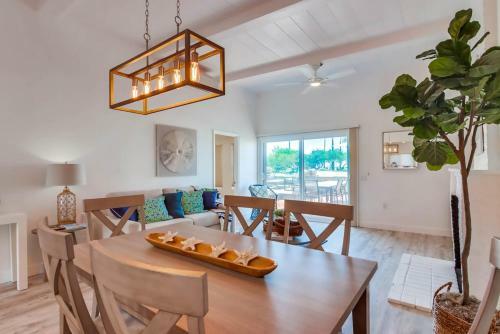 Ocean Front, Exclusive Water View Patio, AC