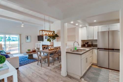 Ocean Front, Exclusive Water View Patio, AC