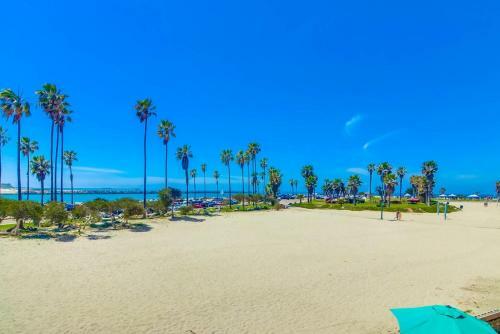 Ocean Front, Exclusive Water View Patio, AC