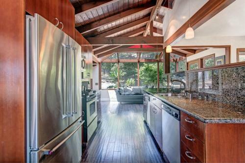Del Mar Tree House - Views For Days, Perched Atop Del Mar! Home