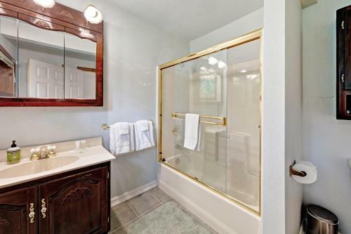 Redwoods On The River Retreat