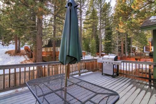 1144gb The Golden Bear Retreat Home