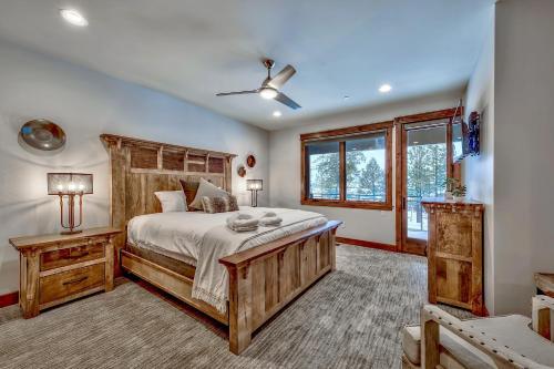 6 Bedroom Luxury Home With Great Location Townhouse