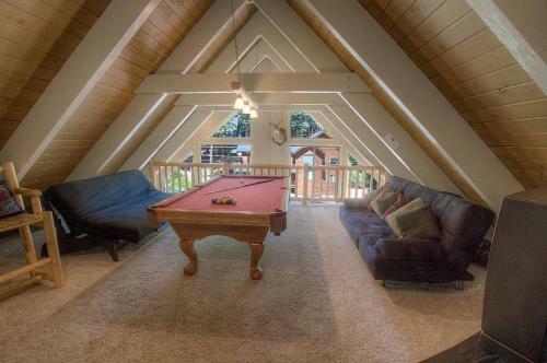 Rocky Top Retreat By Lake Tahoe Accommodations