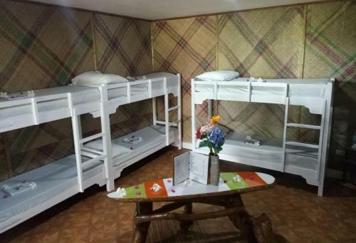 Hotel Thresher Cove Resort