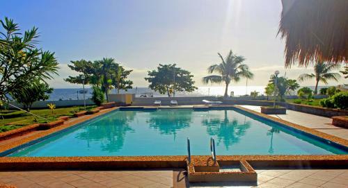 Hotel Thresher Cove Resort