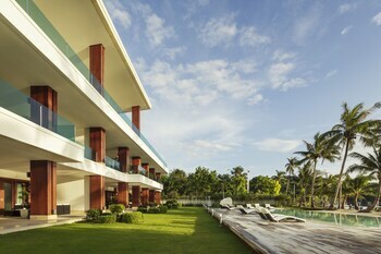 Under The Stars Luxury Apartment