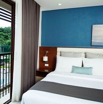 Hotel Fairways And Bluewater Newcoast Boracay
