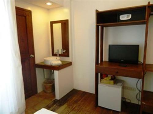 Albergue Boracay Coco Huts