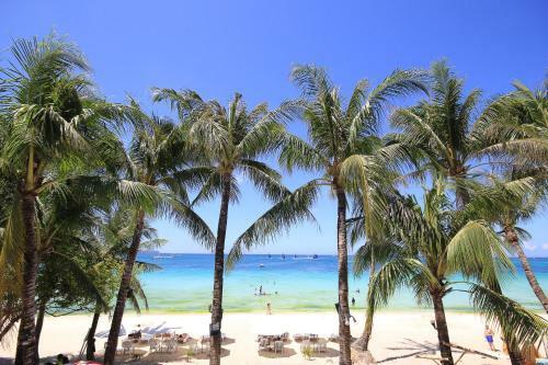 Hotel Bamboo Beach Resort & Restaurant