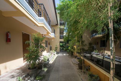 Hotel Bamboo Beach Resort & Restaurant