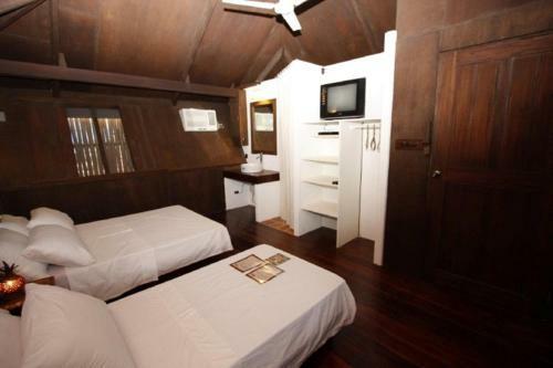 Hostal Boracay Pito Huts