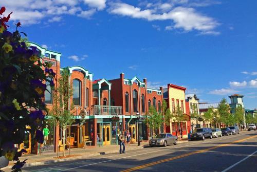 Powderhorn 203b