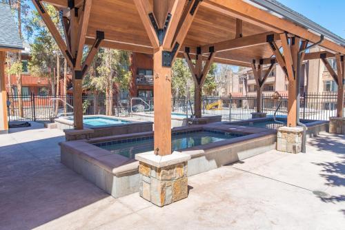 Powderhorn 203b