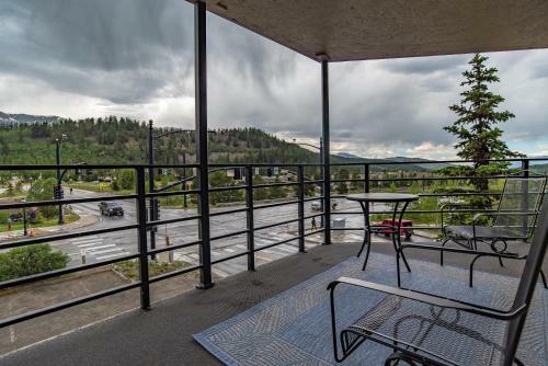 Gold Creek 30w Condo Remodeled On Main St