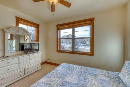 Vista Point Home