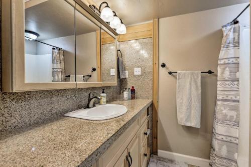 Breckenridge Home With Deck And Hot Tub 1mi To Main St