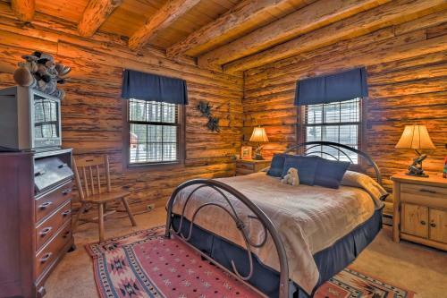 Quintessential Breckenridge Cabin With Hot Tub!