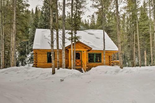 Quintessential Breckenridge Cabin With Hot Tub!