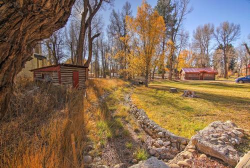 Apartamento Romantic Cabin Near Downtown Bv And Arkansas River!