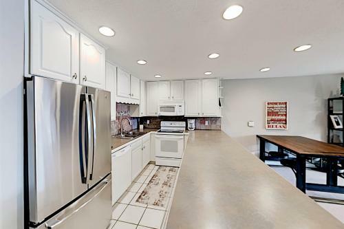 Apartamento Snowbridge Square - Mountain Views - Near Slopes Condo