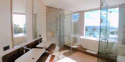 Hotel Boracay Ocean Club Beach Resort