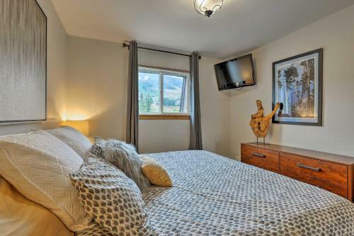 Apartamento Lakefront Dillon Condo With Balcony - Walk Downtown!