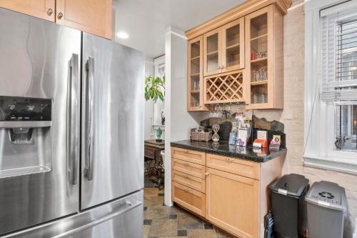 5 Star Cap Hill 3br Patio Garage & Walk Downtown
