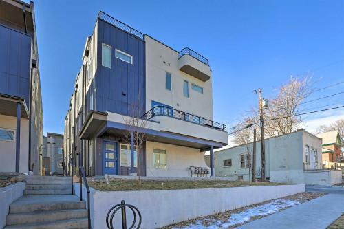 Townhome With Rooftop Deck Walk To Mile High!